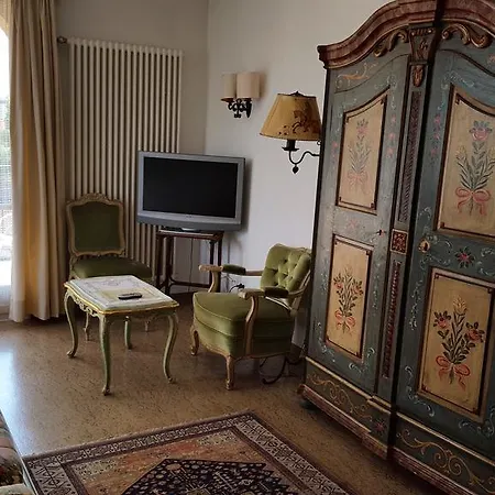 Hotel Schlosshotel 2*