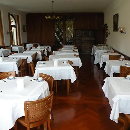 Schlosshotel Hotell Locarno