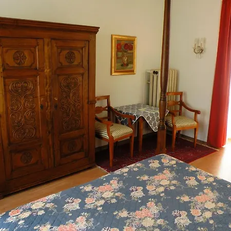 Hotell Schlosshotel 2*